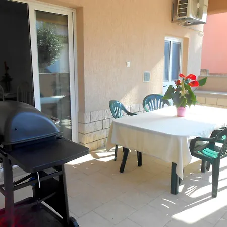Villa Luma Apartments Labin  Zimmer foto