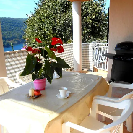 Villa Luma Apartments Labin  Zimmer foto